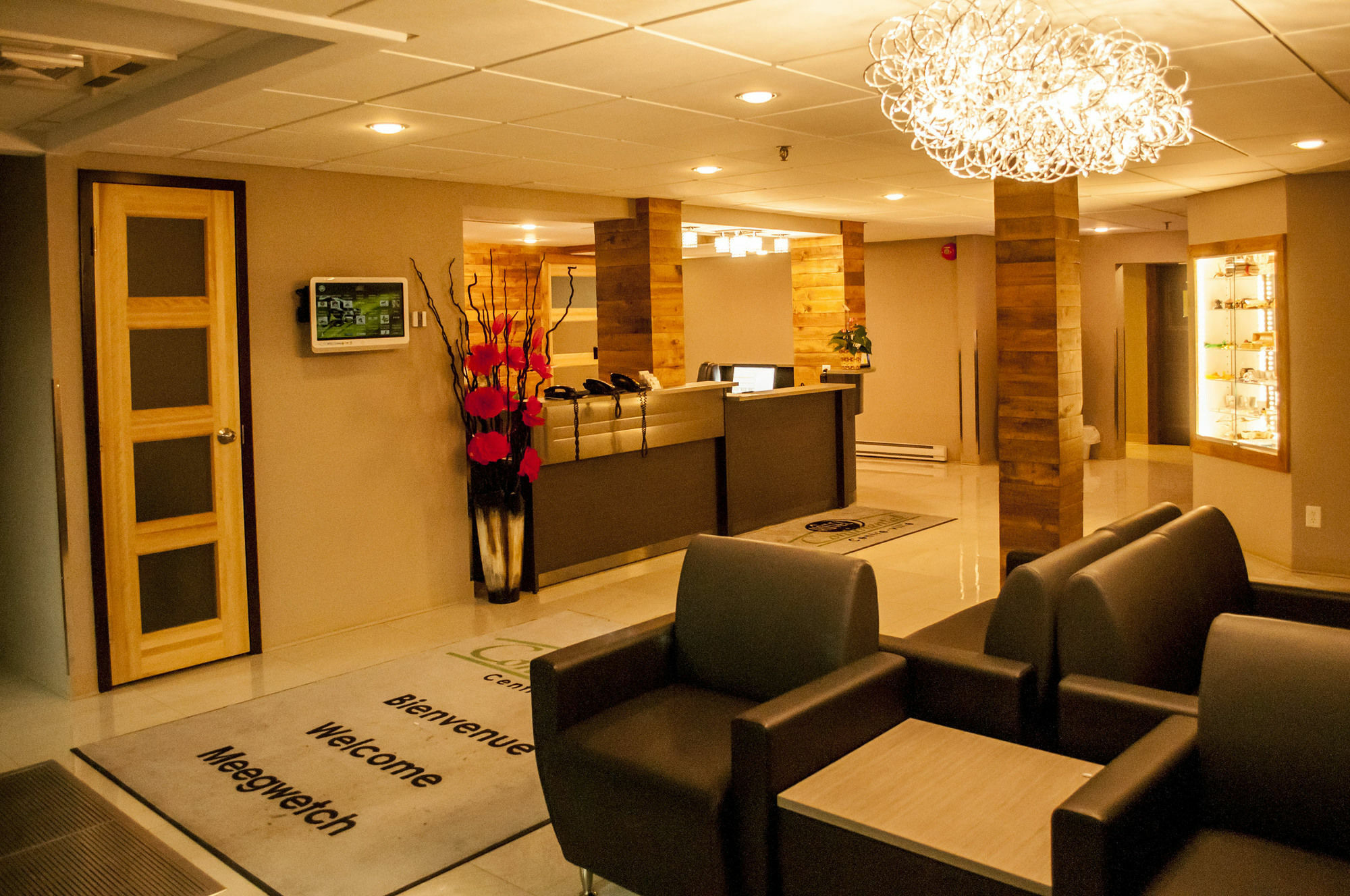 Hotel Continental Centre-Ville Валь-д'Ор Экстерьер фото